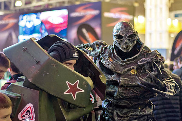 2-5 октября 2014 года в московском "Крокус Экспо" прошел первый российский фестиваль любителей популярной культуры Comic Con. Он является аналогом популярного фестиваля Comic Con International, который ежегодно проводится в американском Сан-Диего с 1970 года.