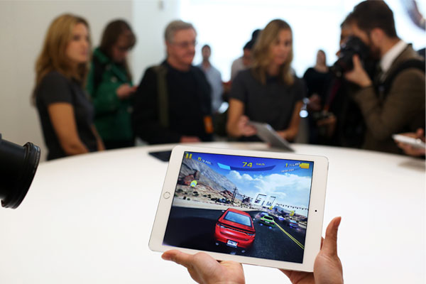 Новое поколение планшетов iPad.