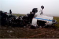 В результате авиакатастрофы погибли один пассажир и трое членов экипажа самолета - все граждане Франции.