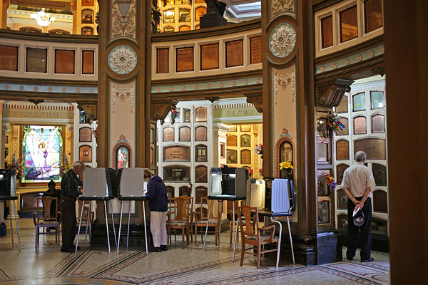 Колумбарий в Сан-Франциско.