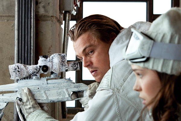 "Начало", режиссер Кристофер Нолан, 2010 год