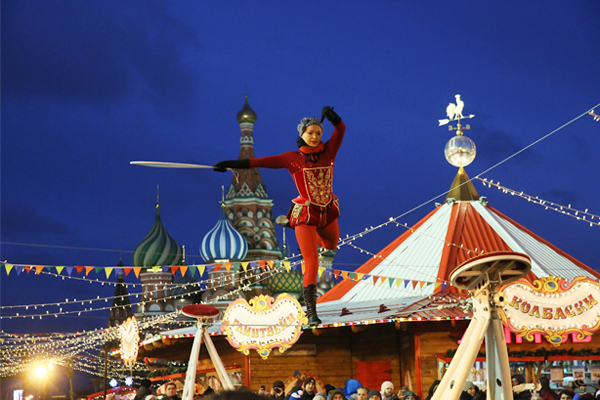 Цирковое представление на Красной площади
