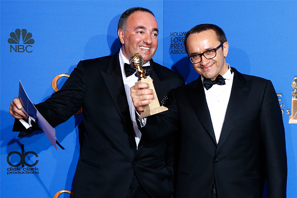 Александр Роднянский (слева) и Андрей Звягинцев на церемонии вручения премии "Золотой Глобус"