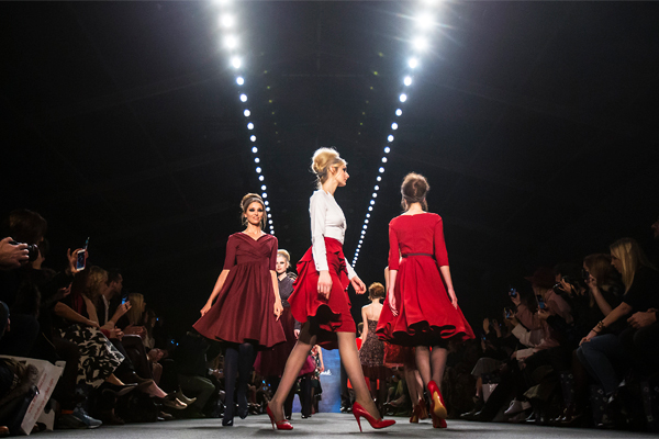 Новая коллекция женской одежды от дизайнера Лены Хошек