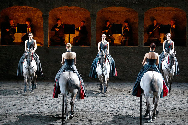 Репетиция кантаты Моцарта "Davide penitente" в Зальцбурге