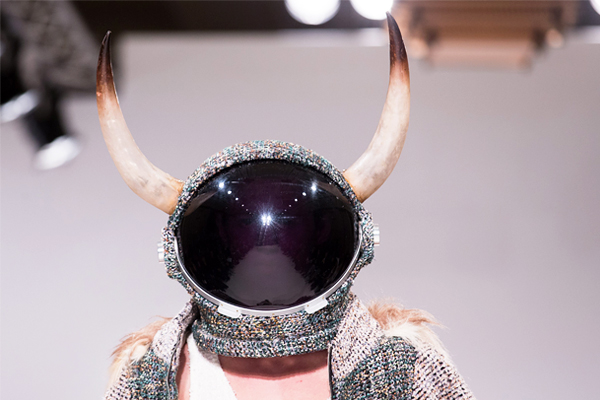 Во время показа коллекции корейских дизайнеров Гио Ким и Юни Чо