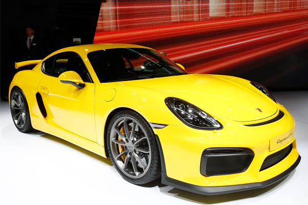 Дебют Porsche Cayman GT4