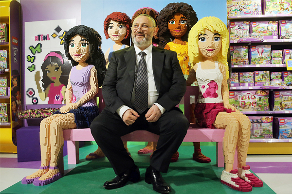 Совладелец компании Ideas4Retail Евгений Бутман во время открытия "Центрального детского магазина на Лубянке"