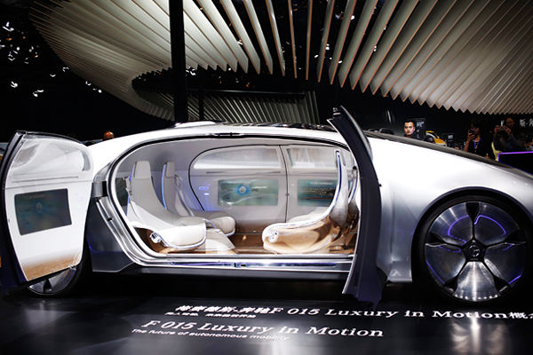 Концепт-кар Mercedes-Benz F 015 Luxury in Motion