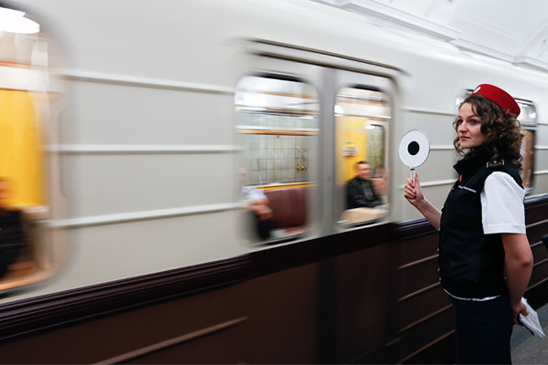 Во время торжественного запуска "парада поездов" на Кольцевой линии Московского метрополитена