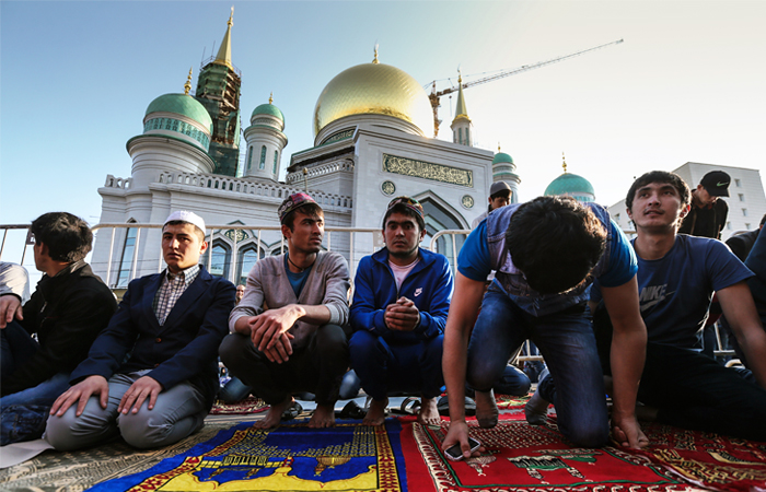 Празднование мусульманского праздника Ураза-байрам