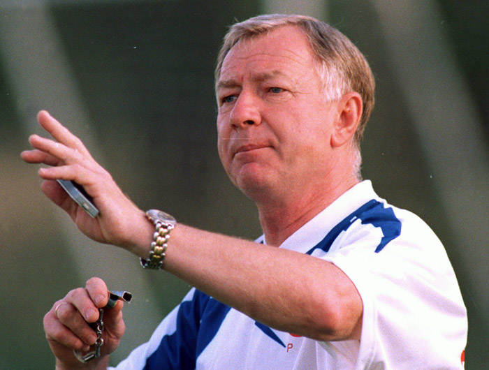 Борис Игнатьев пришел в сборную России в 1996 году, сменив Олега Романцева. Под руководством Игнатьева Россия финишировала второй в отборочной группе ЧМ-1998, а в стыковых матчах уступила Италии и осталась за бортом турнира. В 1998 году покинул сборную.