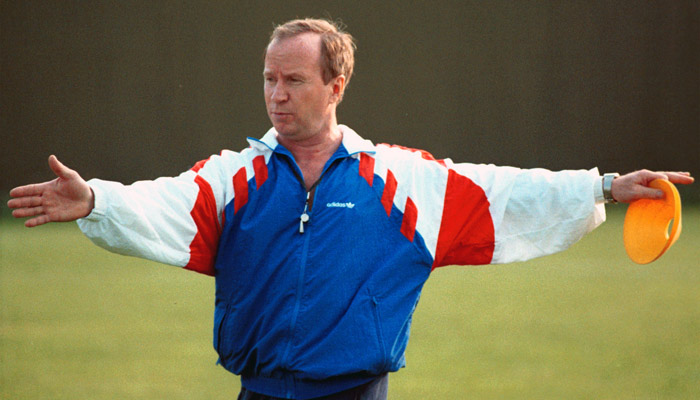 Первый главный тренер в истории сборной России Павел Садырин. Возглавил национальную команду в 1992 году, вывел ее в финальную часть ЧМ-1994. Там сборная заняла третье место в группе, не сумев выйти в плей-офф. Садырин покинул сборную летом 1994 года.