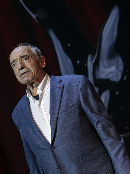 Валентин Гафт во время благотворительного "Звездного вечера" в киноклубе "Эльдар". 2015 год.