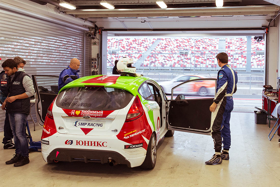 А команда будет готовиться дальше: данные заезда будут проанализированы, ошибки, если они были, учтены, а следующий заезд станет чуточку лучше