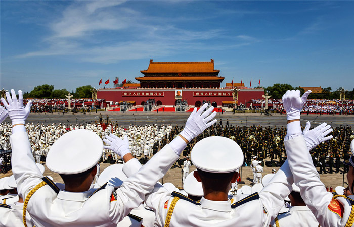 Военный парад на центральной площади Пекина Тяньаньмэнь