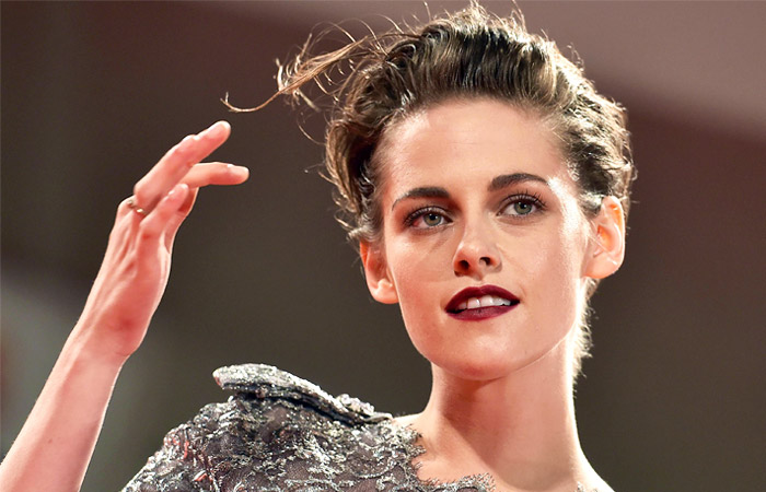 Актриса Кристен Стюарт на премьере фильма "Равные"