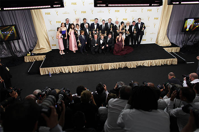 Лучшим драматическим сериалом стала "Игра престолов", основанная на цикле романов Джорджа Мартина "Песнь Льда и Пламени". Всего этот сериал выдвигался в 24 номинациях, выиграв премии за лучшую режиссуру, лучший сценарий и лучшего актера второго плана – им был признан Питер Динклэйдж за роль Тириона Ланнистера.