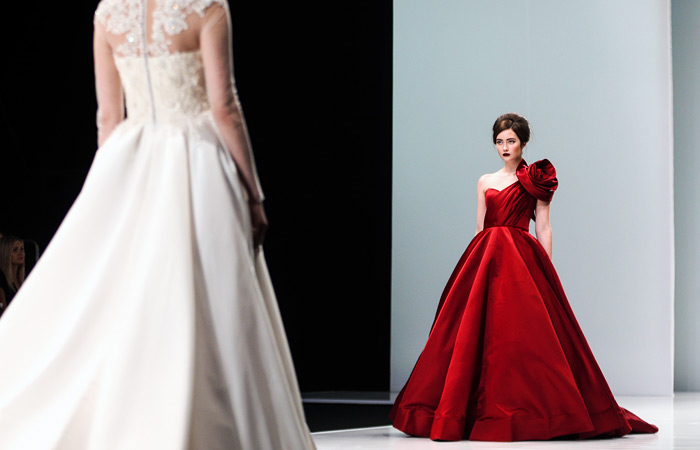 Во время показа коллекции одежды российского бренда Humariff