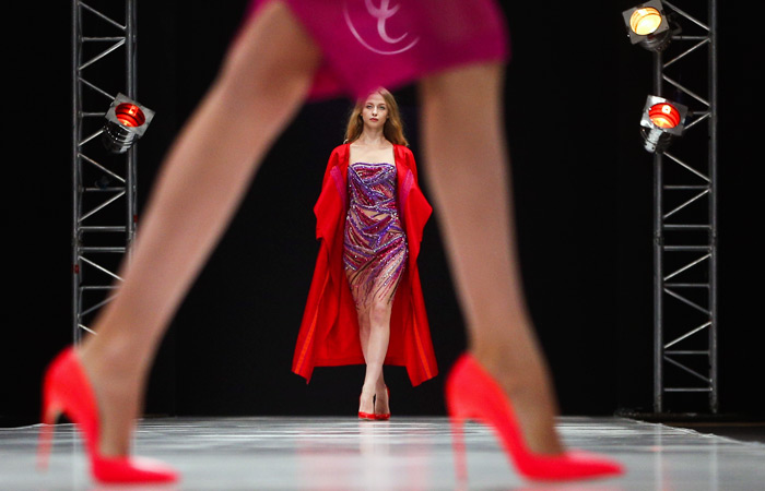 Показ коллекции модельера Валентина Юдашкина