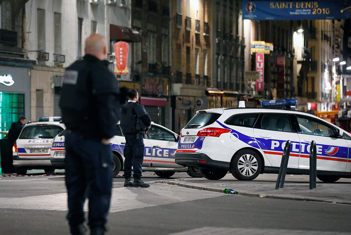 Сотрудники французской полиции в настоящее время находятся на завершающей стадии спецоперации. Официальных данных о её результатах пока нет