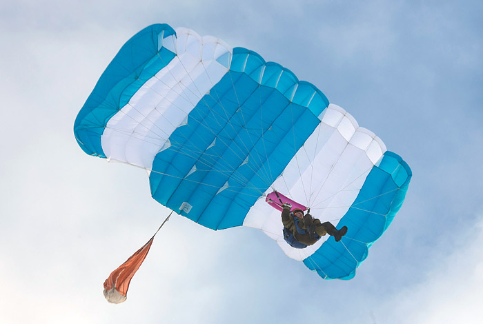 Большая часть активно охраняемой от пожаров площади не имеет наземной транспортной инфраструктуры и находится в зоне ответственности федеральной авиалесоохраны и региональных авиапожарных служб