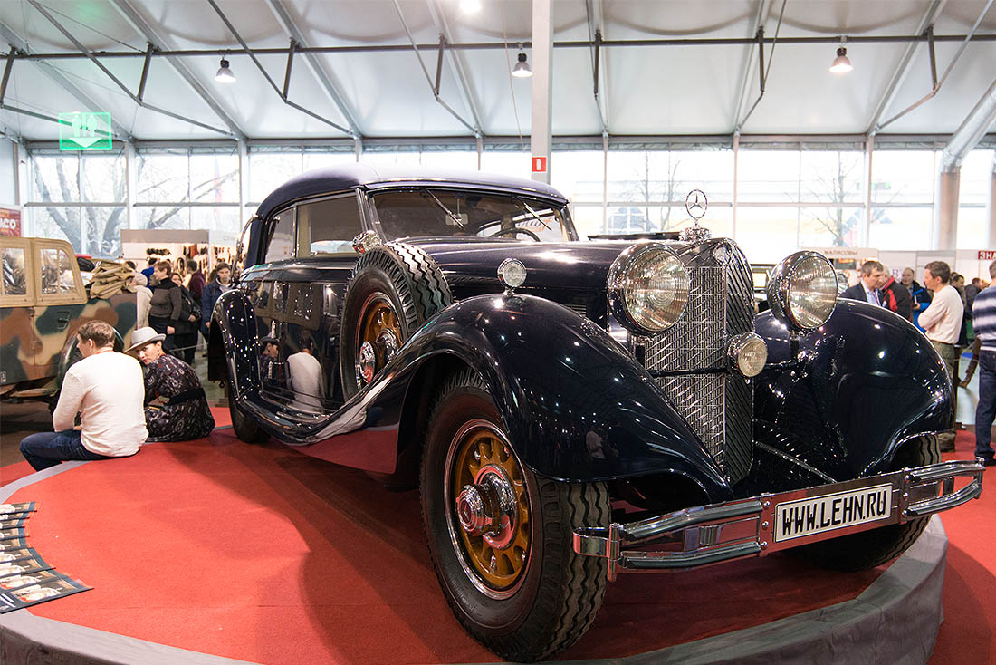 В Москве снова проходит праздник старых машин, задышавших второй жизнью