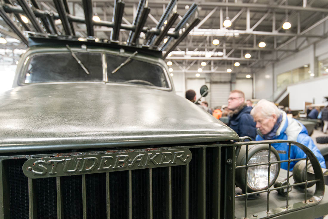 Посетители смогут увидеть более 100 уникальных транспортных средств производства СССР, Германии, США, Англии, Франции, Канады, Италии и Японии, обещают организаторы мероприятия