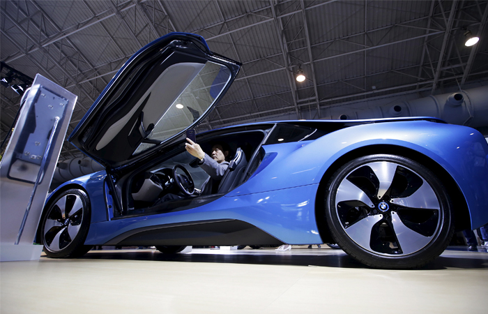 BMW i8