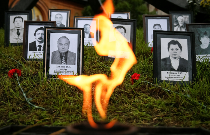 В Киеве почтили память жертв аварии на Чернобыльской атомной станции по случаю 30-й годовщины этой трагедии