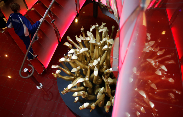 Обслуживать гостей будут примерно 2 тыс. членов экипажа