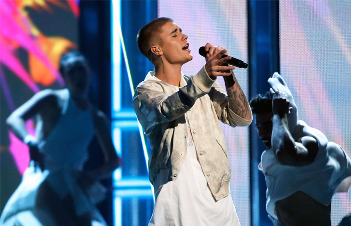 Победитель в категории "Лучший певец" Джастин Бибер