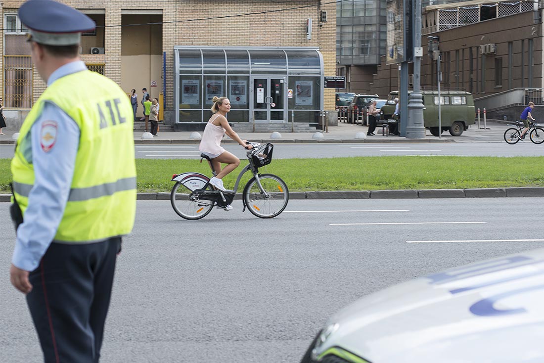 Финишировать участники парада также будут на проспекте Академика Сахарова