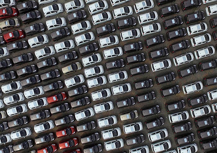 Просто элеткромобили на стоянке в Китае