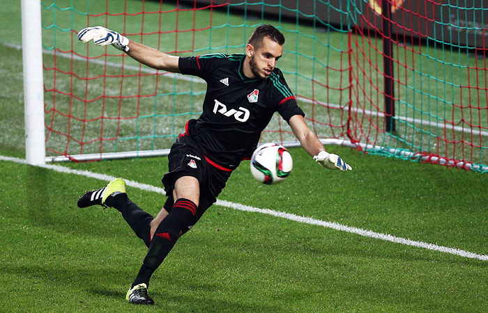 Вратарь Маринато Гильерме ("Локомотив") - бразилец, получивший российский паспорт