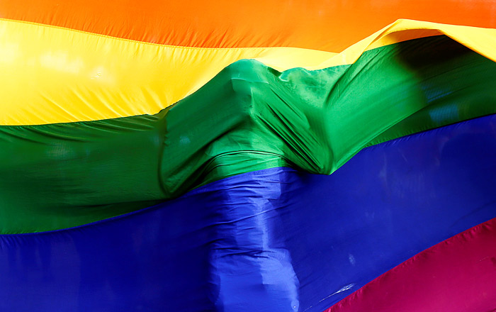 Акция памяти жертв стрельбы в ночном клубе Pulse в Орландо. Мумбаи, Индия.