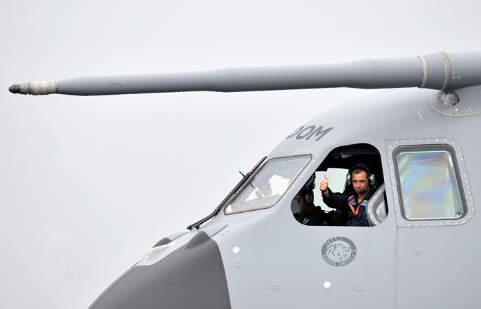 Военно-транспортный самолет Airbus A400M