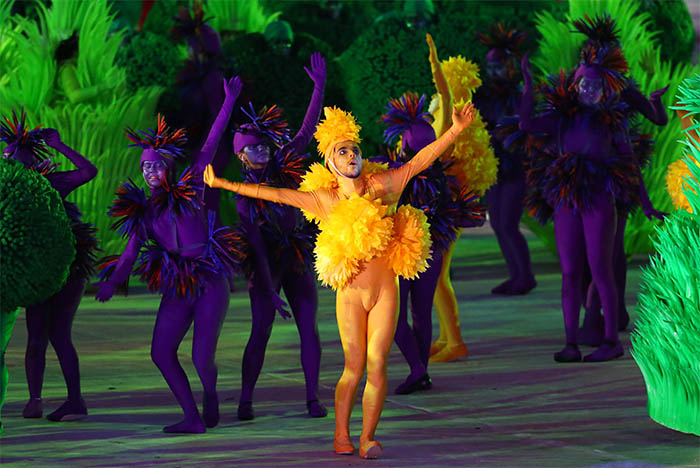 Сборная России в Олимпиаде-2016 выступила в усеченном составе. Из-за допингового скандала не были допущены к Играм команды легкоатлетов (за исключением прыгуньи в длину Дарьи Клишиной), тяжелоатлетов. Значительно сократился состав сборных РФ по гребле, велоспорту и некоторым другим видам.