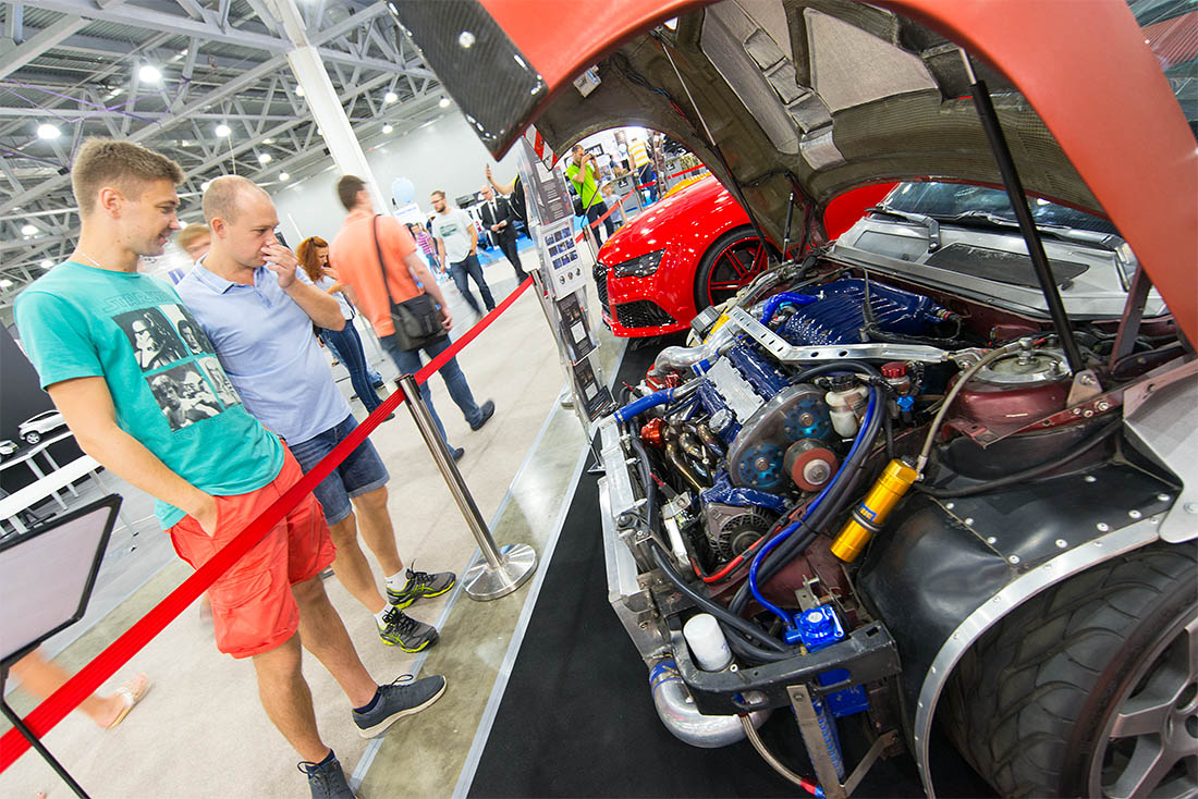 Тысяча лошадиных сил. Выглядит приятно.