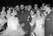 Кубинский лидер Фидель Кастро и Майя Плисецкая (слева) с труппой Большого театра. Москва, 1963 год