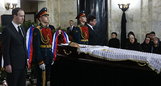 Прощание с Андреем Карловым