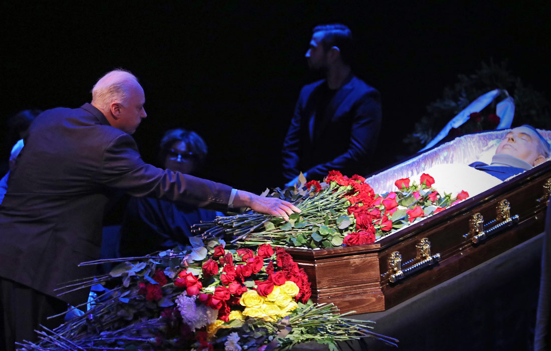 Председатель Следственного комитета РФ Александр Бастрыкин на церемонии прощания