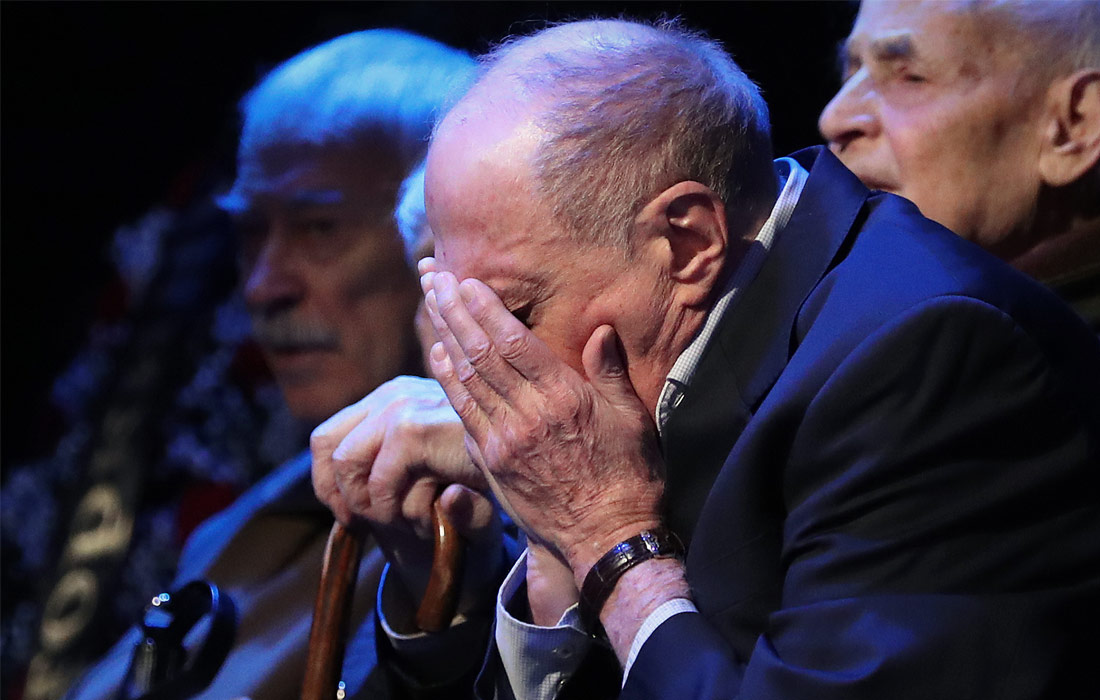 Актер Сергей Юрский на церемонии прощания