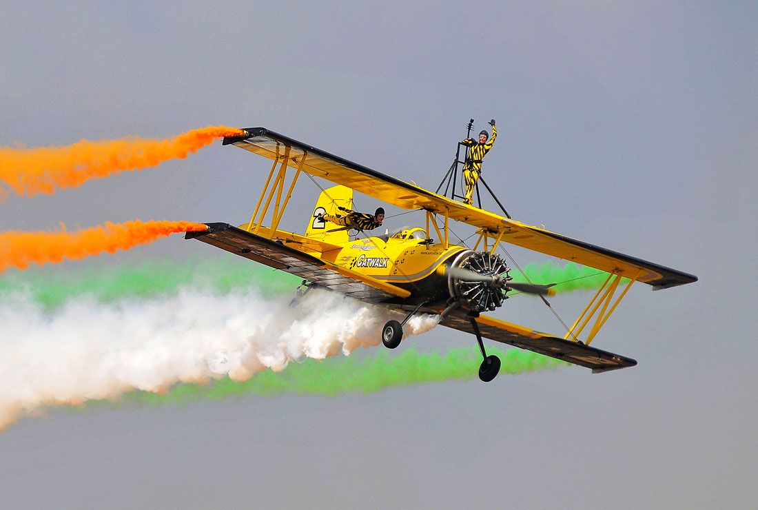 Выступление шведской пилотажной группы SkyCat