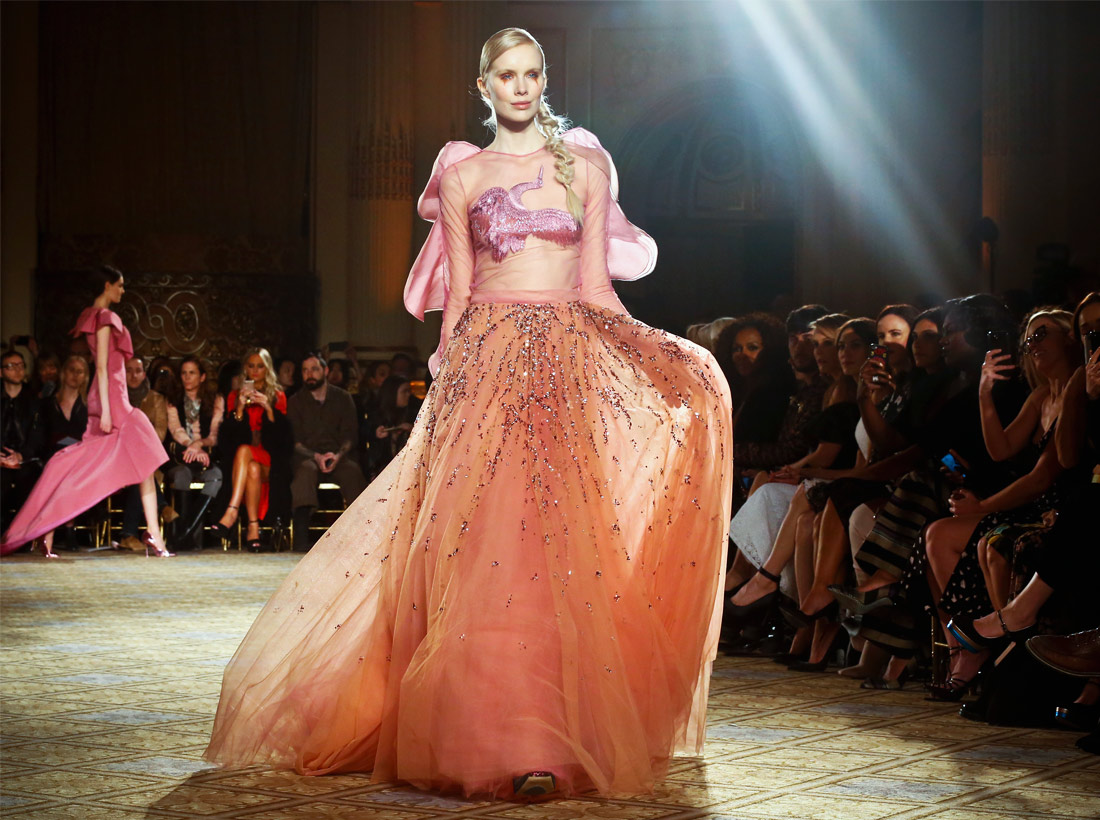 Новая коллекция женской одежды от дизайнера Кристиан Сириано