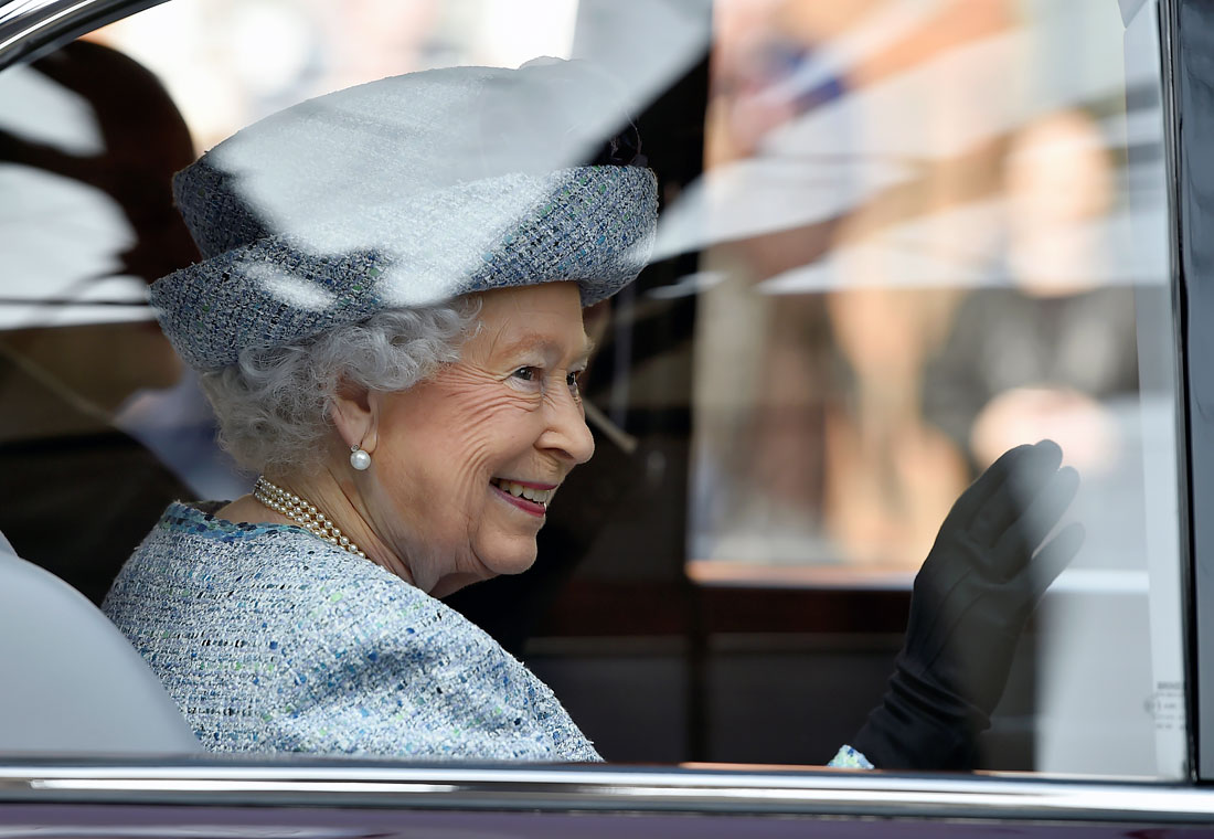 Елизавета II официально одобрила закон о выходе Великобритании из Евросоюза