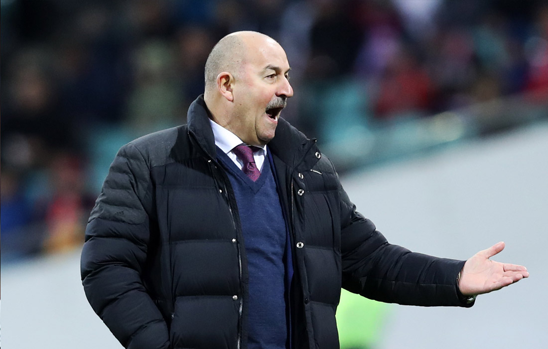 Главный тренер сборной России Станислав Черчесов