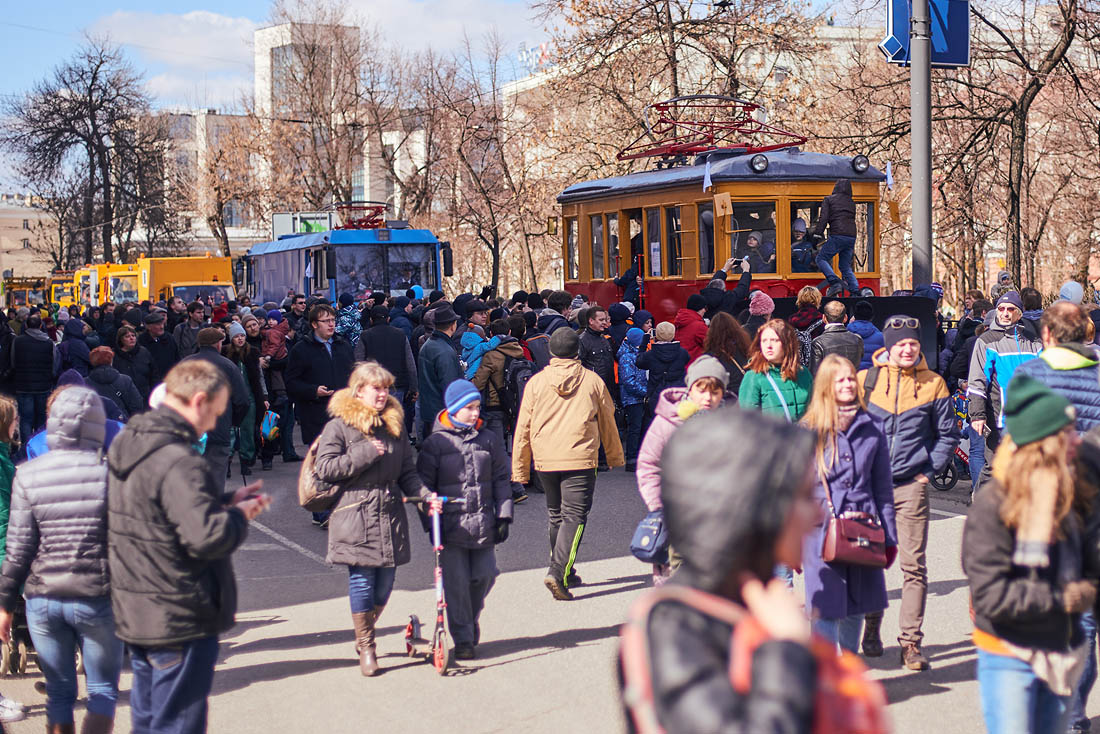 Помимо самих трамваев представлена так же обслуживающая и уборочная техника