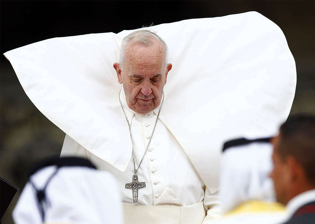 Папа Римский провел еженедельную аудиенцию на площади Святого Петра в Ватикане