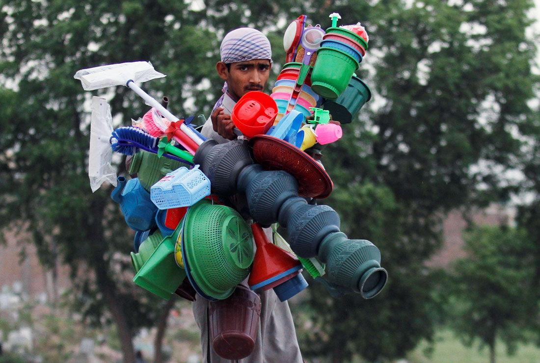 Уличный торговец в Пешаваре. Пакистан.